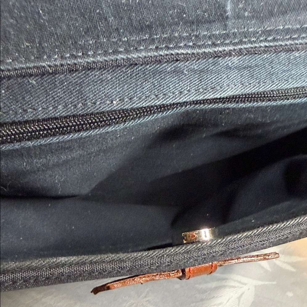 Kate Spade of New York Vintage Black Tote with Tan Straps - Picture 5 of 7
